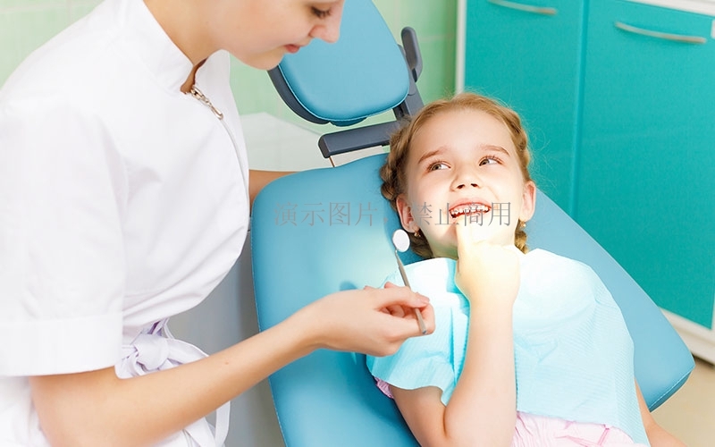 盐水刷牙有什么好处？