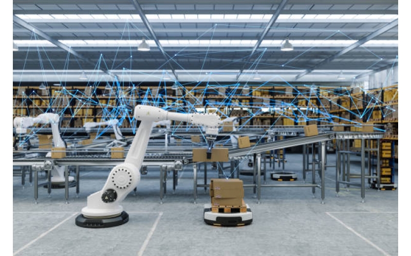 只有非标AGV才能解的题：空间小、路线窄、任务复杂，它凭啥样样都能干？